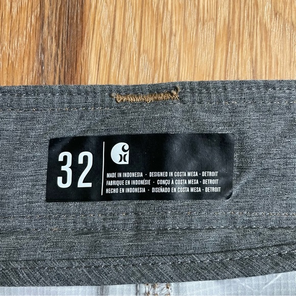 Hurley x Carhartt Work Shorts - Picture 5 of 5